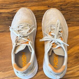 Hoka Neutral Trainer in Beige with Orange Accents 6M